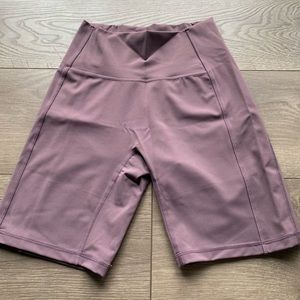 Alphalete Pulse Kinetic shorts